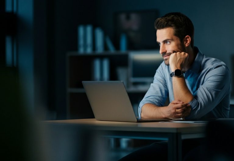 How to become a self-employed IT consultant and be successful at it.